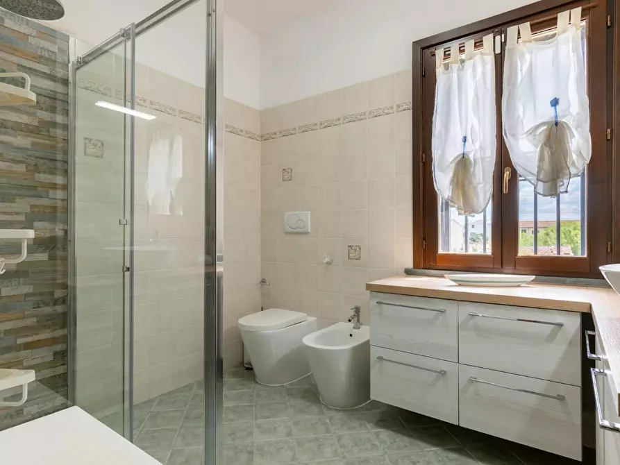 Immagine 27 di Terratetto in vendita  a Cascina