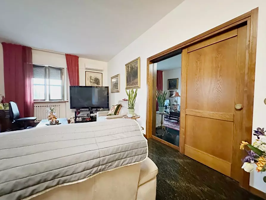 Immagine 10 di Casa semindipendente in vendita  a Altopascio