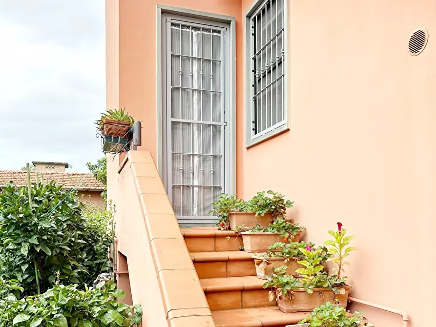 Immagine 19 di Casa semindipendente in vendita  a Altopascio