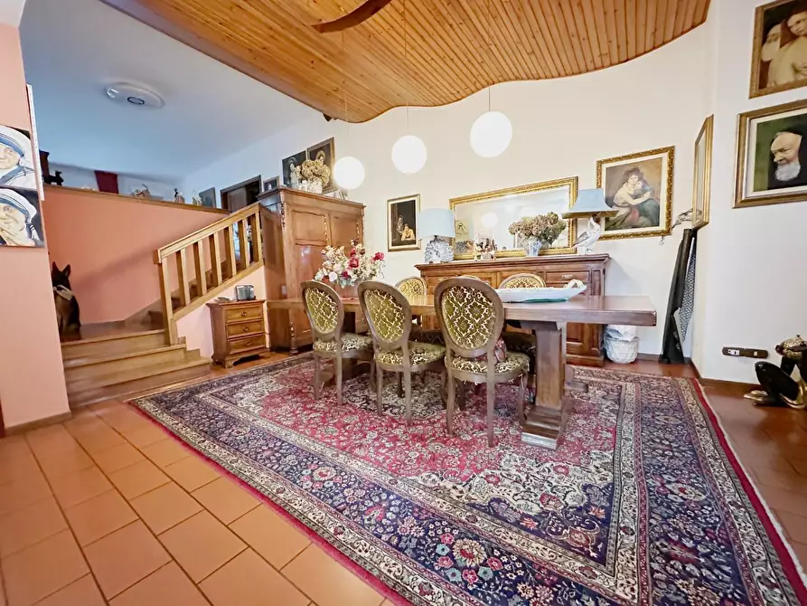 Immagine 9 di Casa semindipendente in vendita  a Altopascio