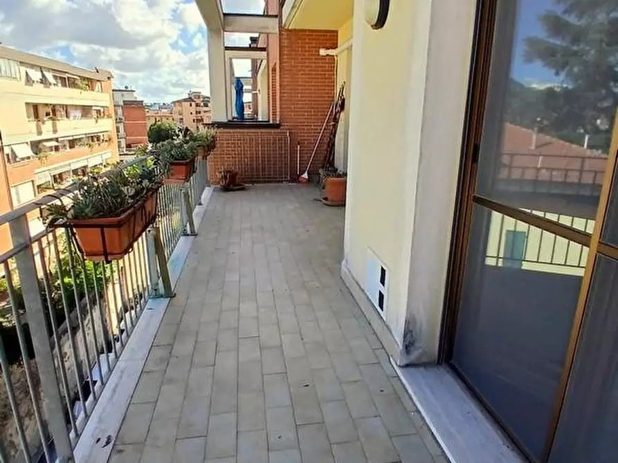 Immagine 5 di Appartamento in affitto  a Pisa