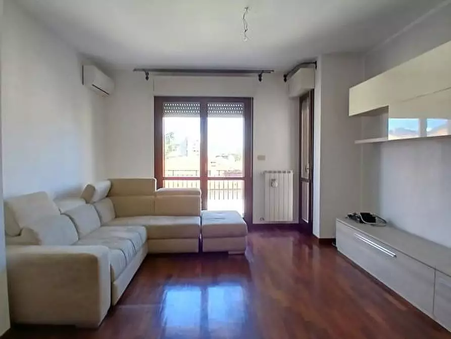 Immagine 2 di Appartamento in affitto  a Pisa