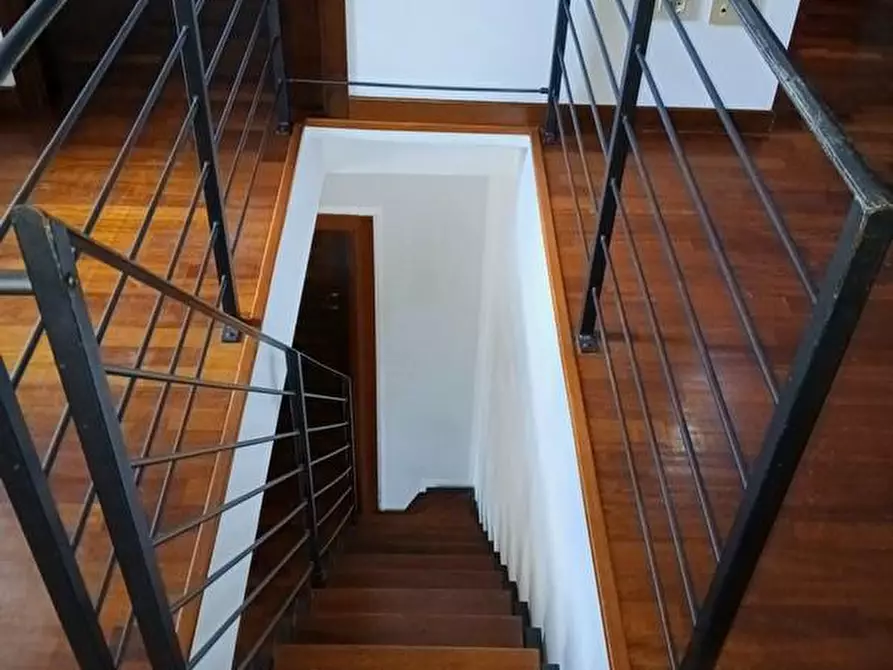 Immagine 22 di Appartamento in affitto  a Pisa