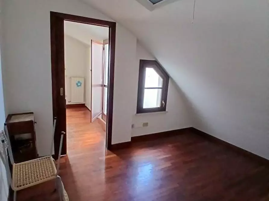 Immagine 38 di Appartamento in affitto  a Pisa