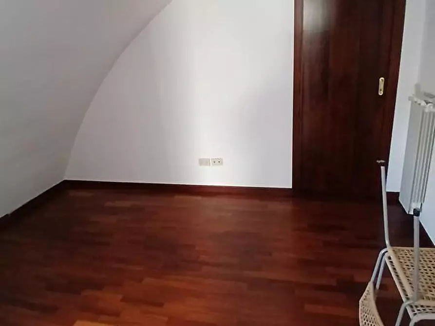 Immagine 34 di Appartamento in affitto  a Pisa