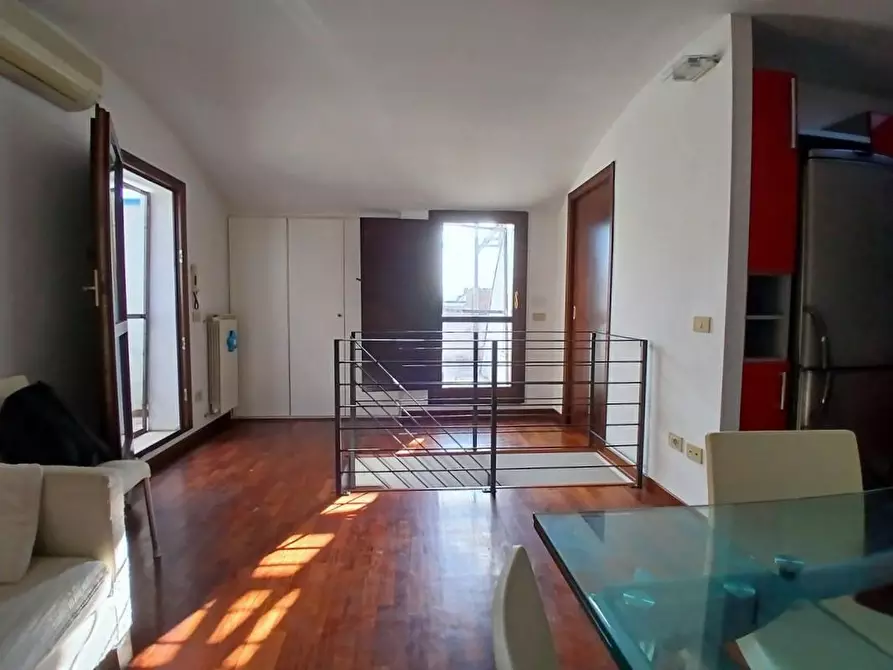 Immagine 25 di Appartamento in affitto  a Pisa