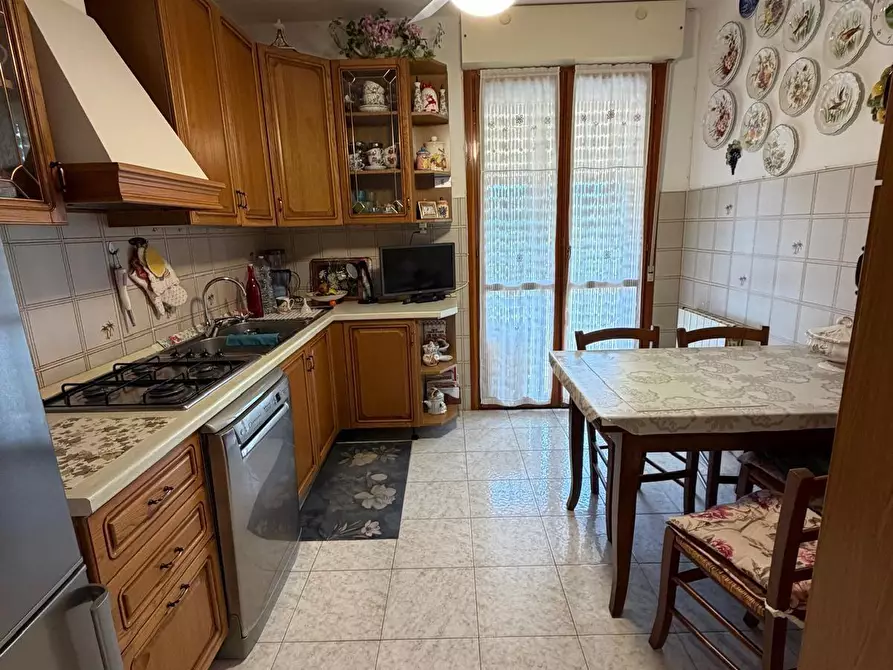 Immagine 4 di Appartamento in vendita  a Castagneto Carducci