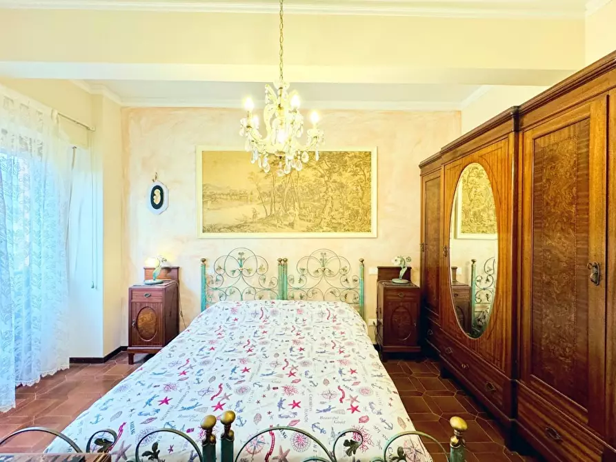 Immagine 25 di Appartamento in vendita  a Camaiore