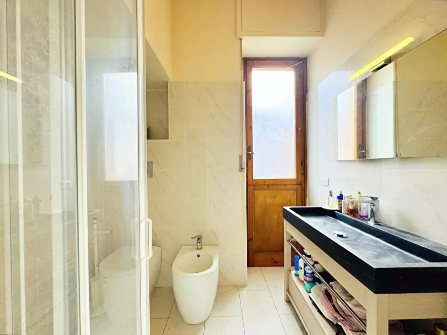 Immagine 33 di Appartamento in vendita  a Camaiore