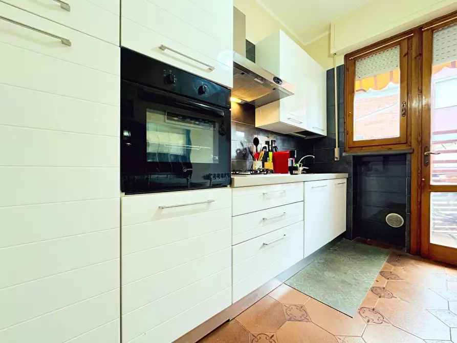 Immagine 5 di Appartamento in vendita  a Camaiore