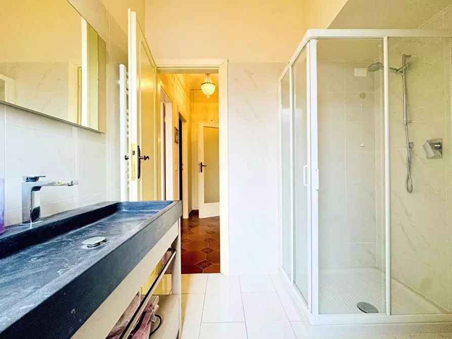 Immagine 37 di Appartamento in vendita  a Camaiore