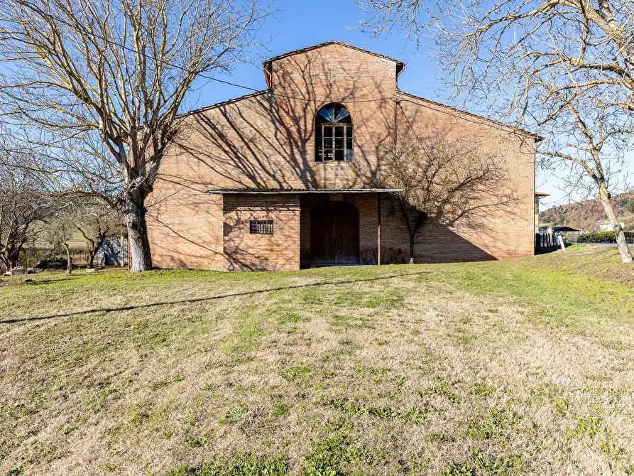 Immagine 2 di Attività artigianale in vendita  a San Miniato