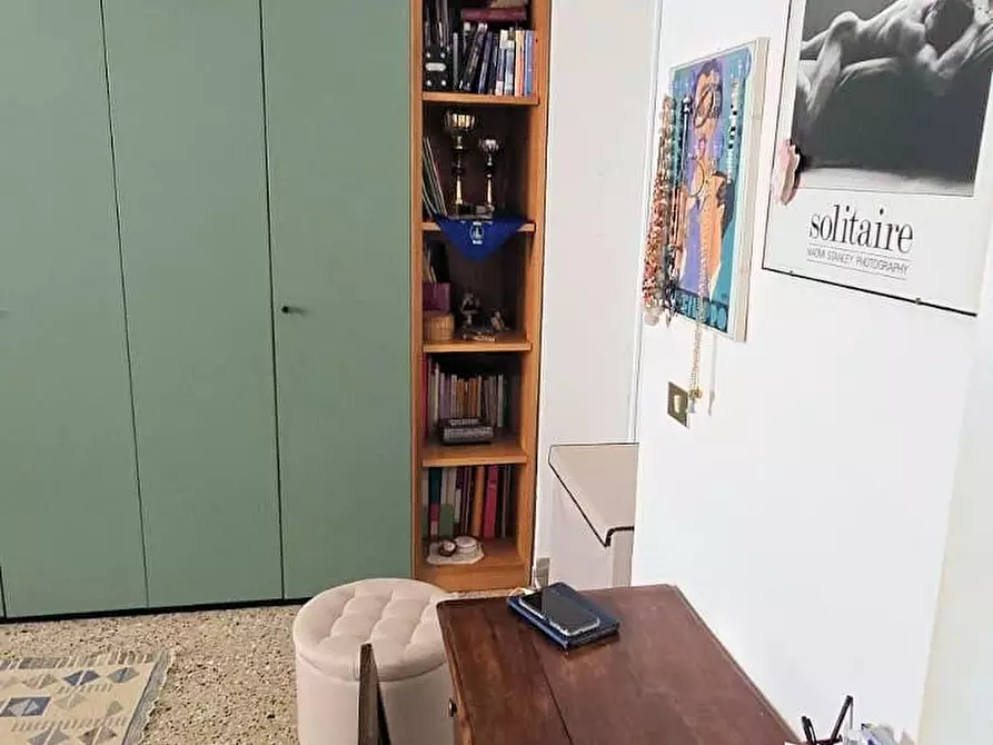 Immagine 23 di Appartamento in vendita  a Pisa