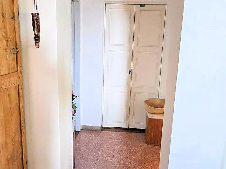 Immagine 12 di Appartamento in vendita  a Pisa