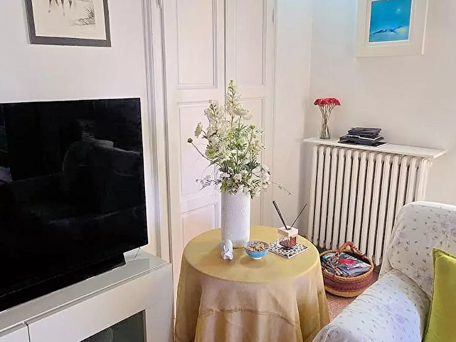 Immagine 14 di Appartamento in vendita  a Pisa