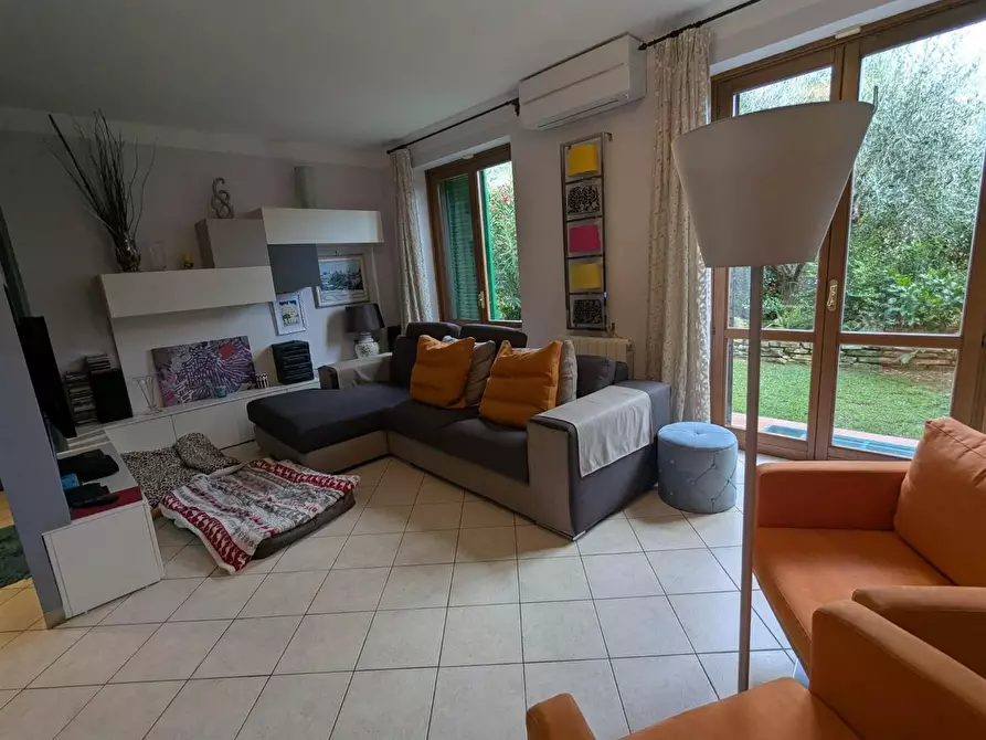 Immagine 2 di Casa bifamiliare in vendita  a Calci