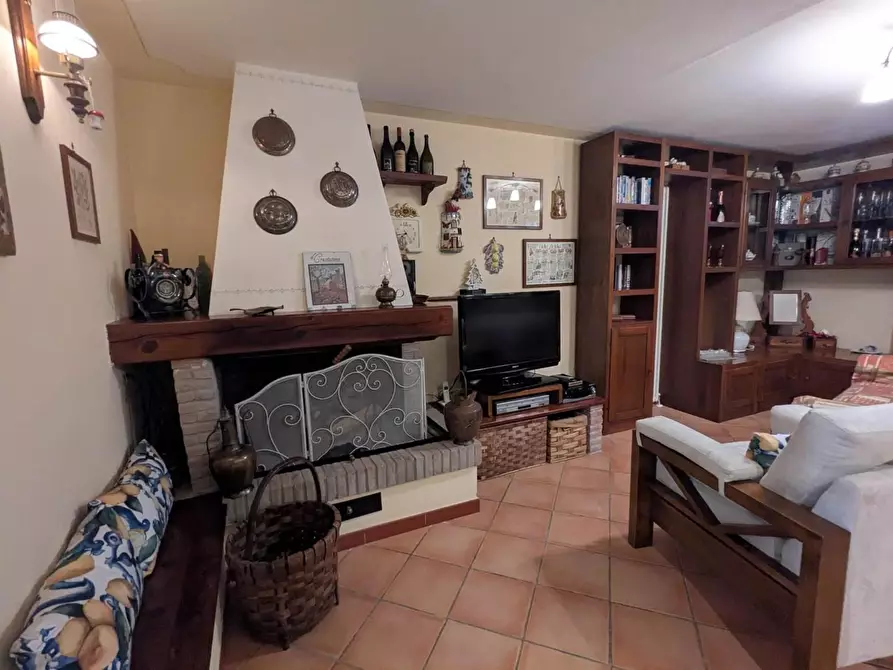 Immagine 6 di Casa bifamiliare in vendita  a Calci