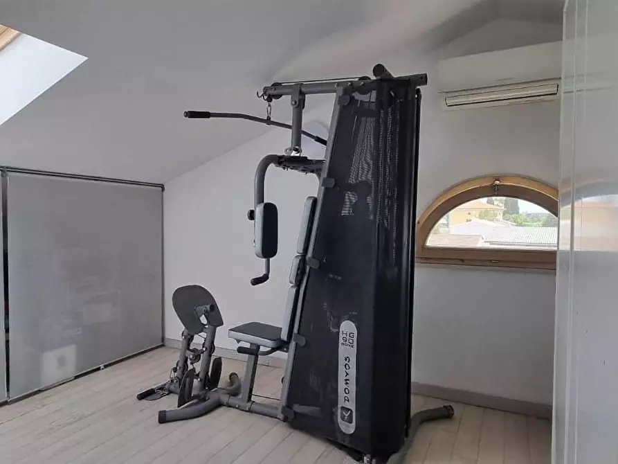 Immagine 15 di Villa in vendita  a Cascina