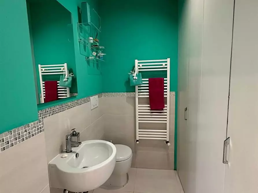 Immagine 23 di Villa in vendita  a Cascina