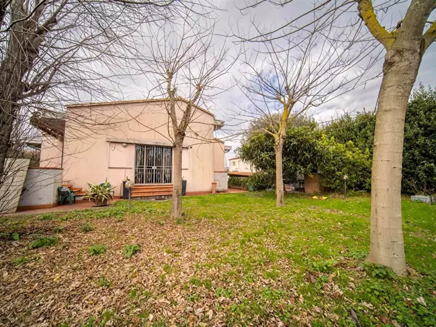 Immagine 10 di Casa bifamiliare in vendita  a San Giuliano Terme