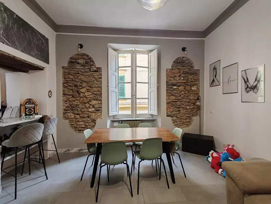 Immagine 5 di Appartamento in vendita  a Massa