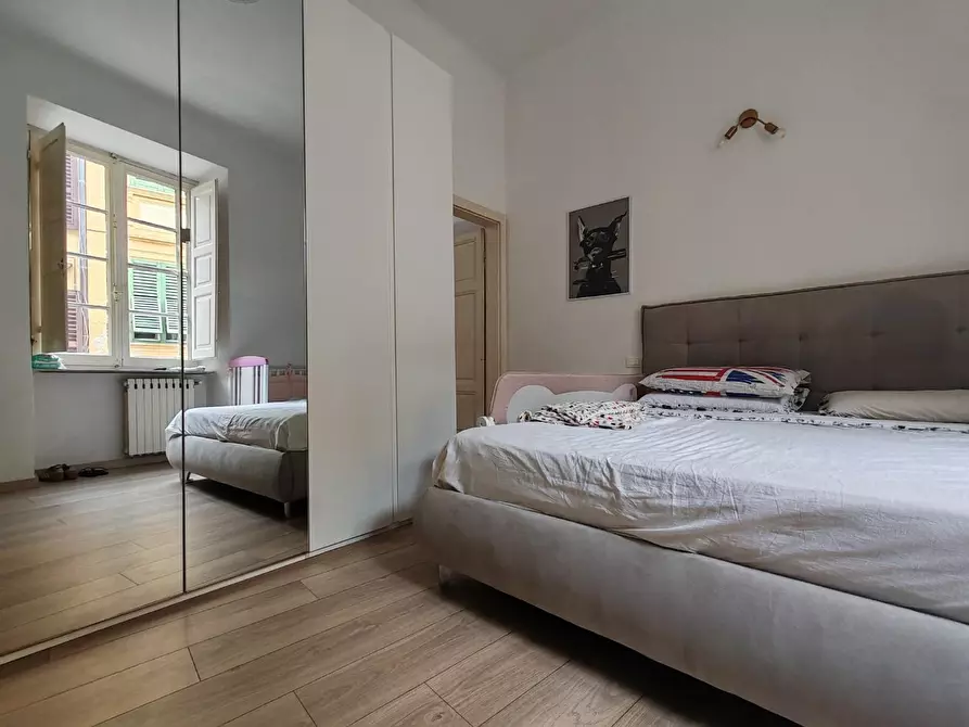 Immagine 2 di Appartamento in vendita  a Massa