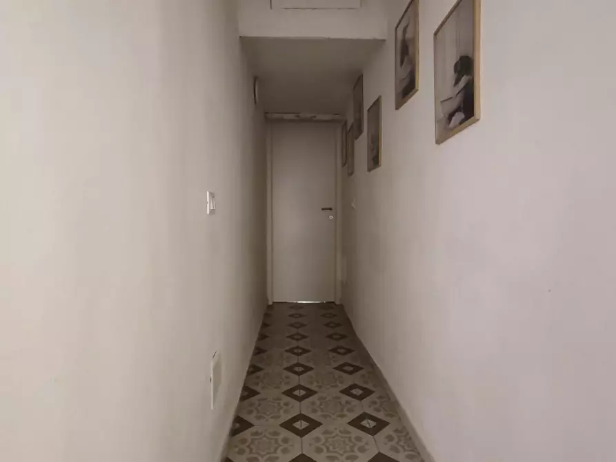 Immagine 7 di Appartamento in vendita  a Massa