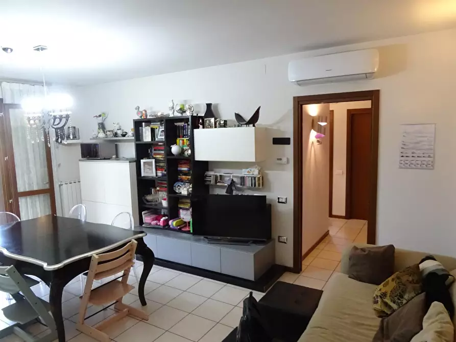 Immagine 1 di Appartamento in vendita  a Agliana