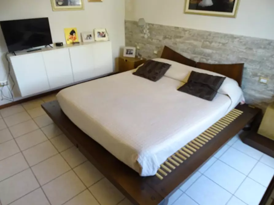 Immagine 21 di Appartamento in vendita  a Agliana