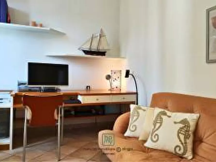 Immagine 32 di Appartamento in vendita  a Carrara