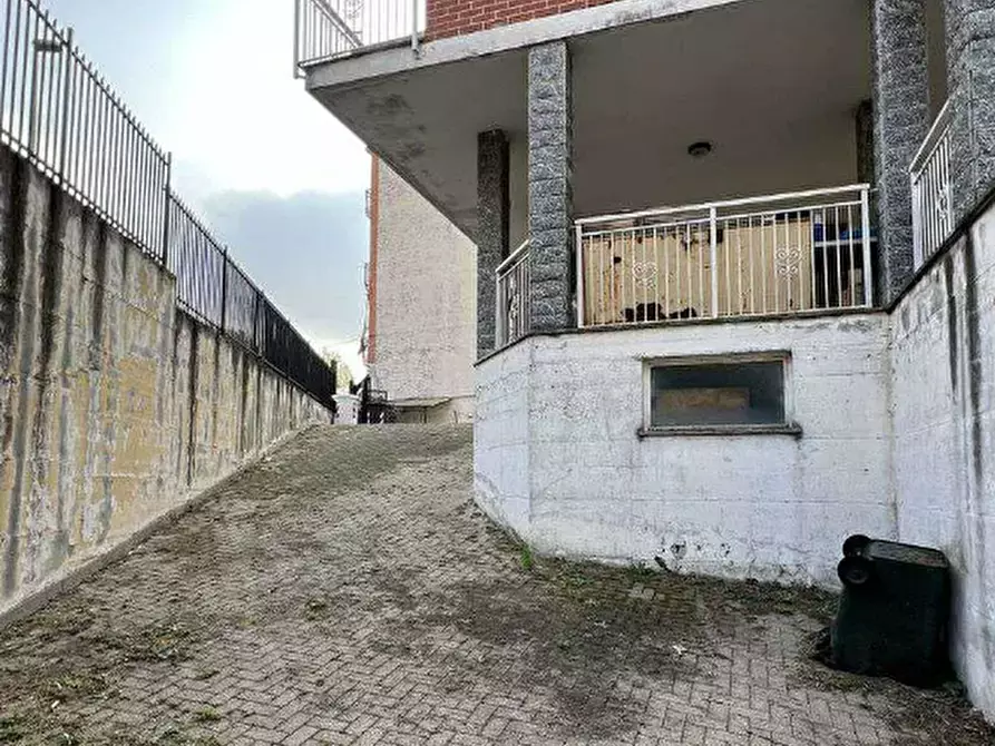 Immagine 2 di Appartamento in vendita  a Grugliasco