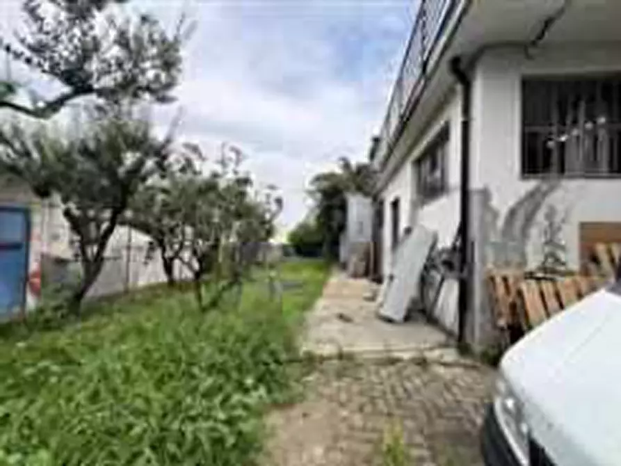 Immagine 3 di Casa indipendente in vendita  a Alpignano