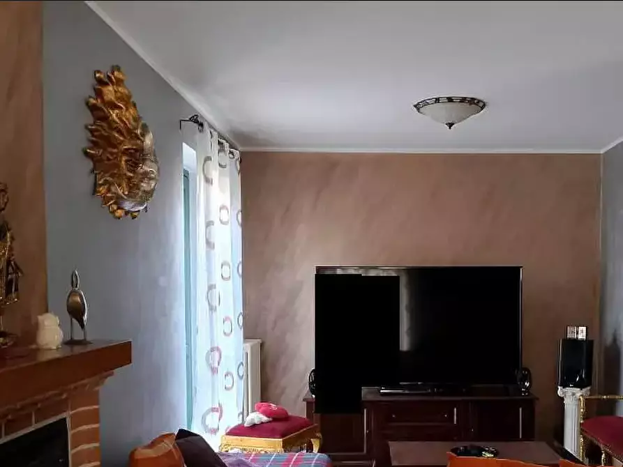 Immagine 3 di Villa in vendita  a Bricherasio