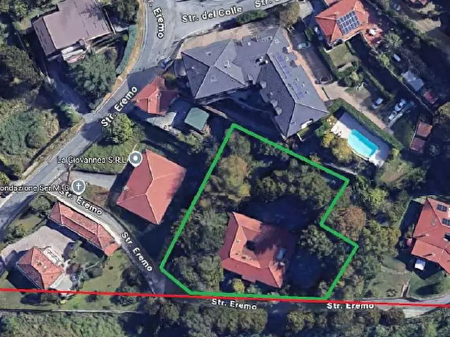 Immagine 1 di Villa in vendita  a Pecetto Torinese