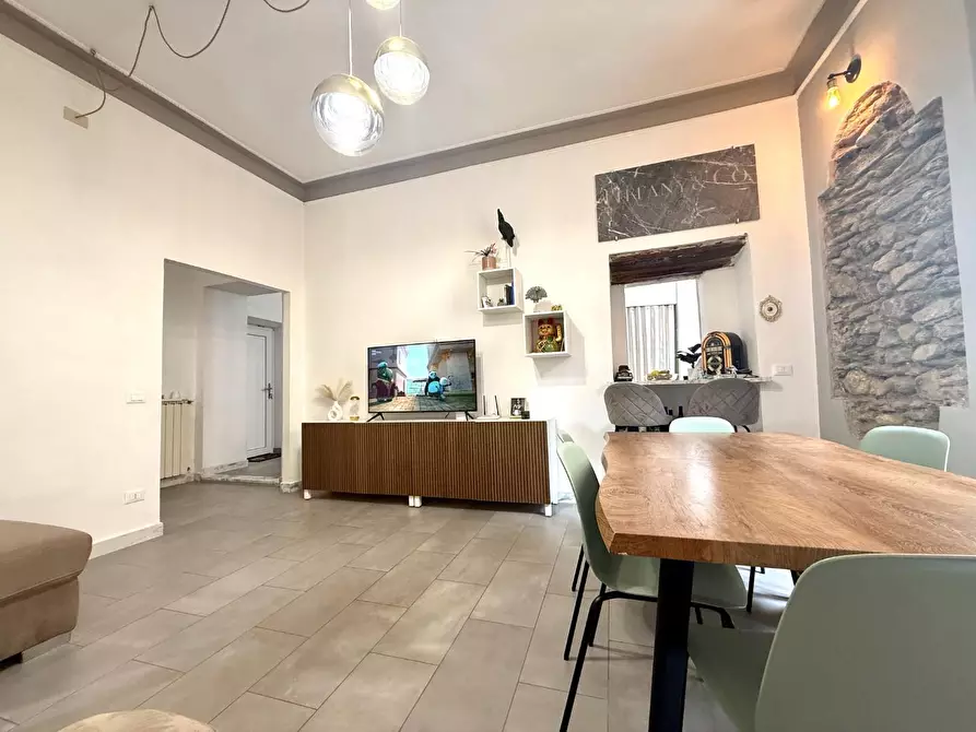 Immagine 2 di Appartamento in vendita  a Massa