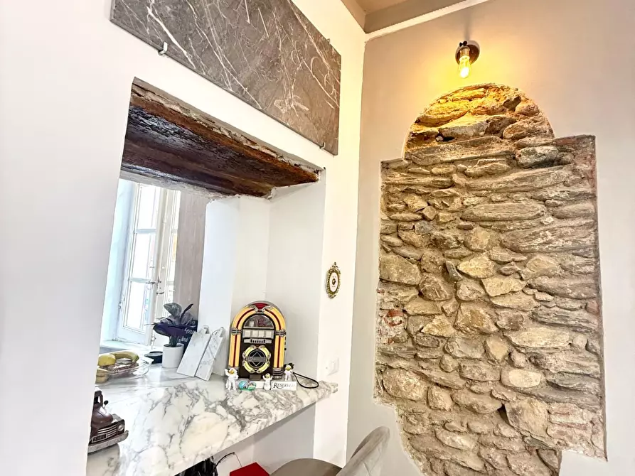 Immagine 5 di Appartamento in vendita  a Massa