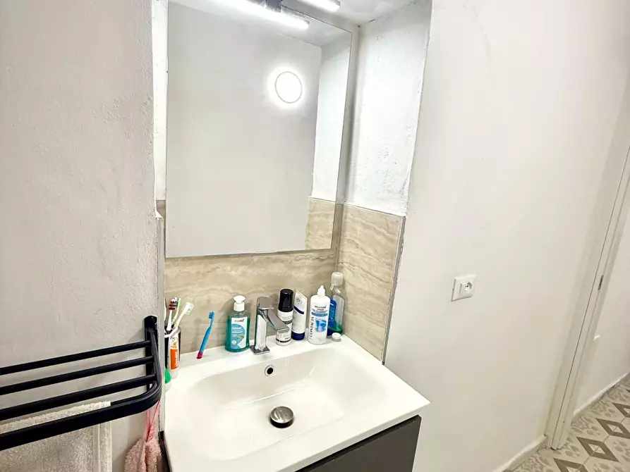 Immagine 21 di Appartamento in vendita  a Massa