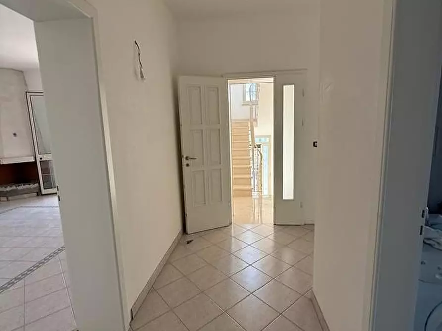 Immagine 16 di Casa indipendente in vendita  a Castrignano Del Capo