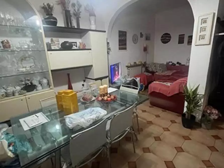 Immagine 1 di Porzione di casa in vendita  a Castelnuovo Magra