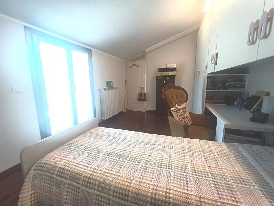 Immagine 27 di Casa quadrifamiliare in vendita  a Carrara