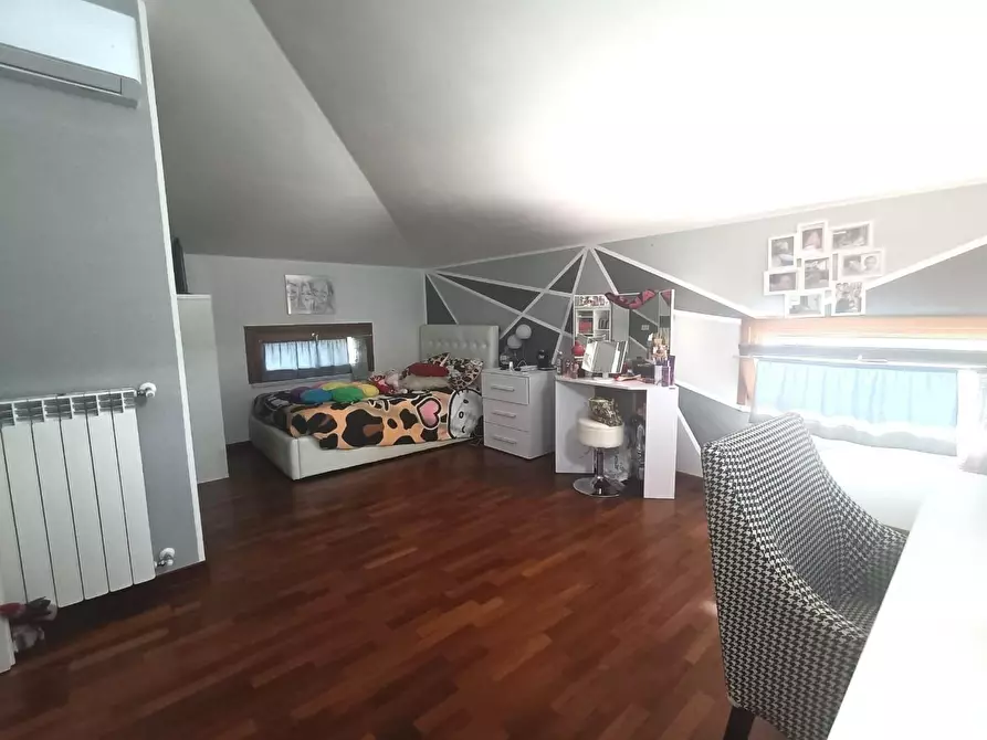 Immagine 14 di Casa quadrifamiliare in vendita  a Carrara