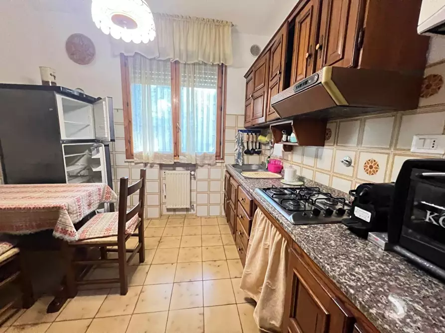 Immagine 8 di Appartamento in vendita  a Colle Di Val D'elsa