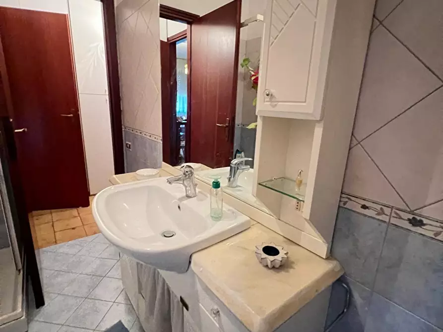 Immagine 16 di Appartamento in vendita  a Colle Di Val D'elsa