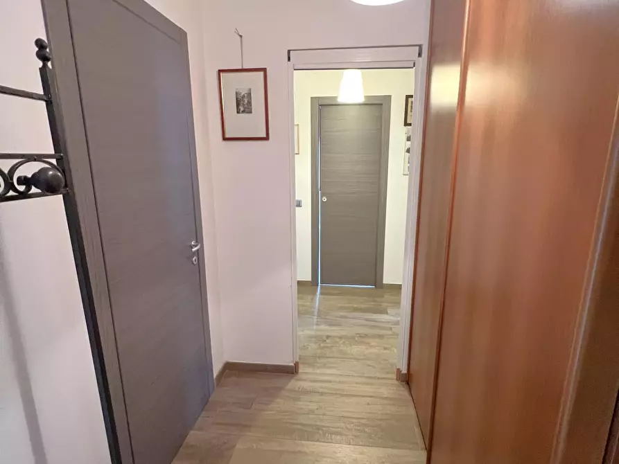 Immagine 12 di Appartamento in vendita  a Cascina