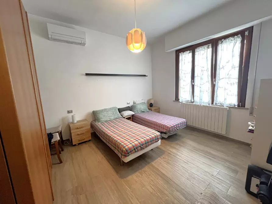 Immagine 19 di Appartamento in vendita  a Cascina