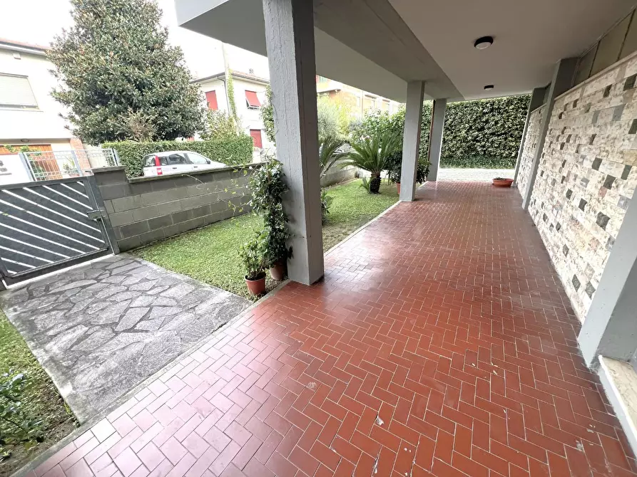 Immagine 26 di Appartamento in vendita  a Cascina