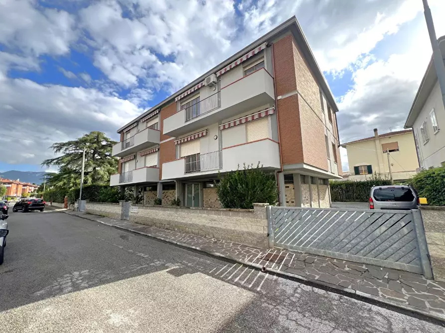 Immagine 25 di Appartamento in vendita  a Cascina