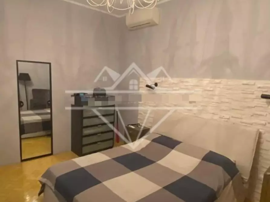 Immagine 9 di Terratetto in vendita  a Castelnuovo Magra