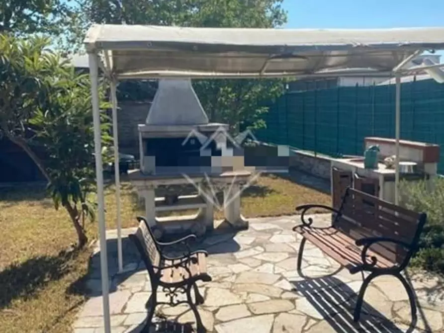 Immagine 1 di Terratetto in vendita  a Castelnuovo Magra