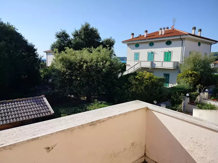 Immagine 7 di Appartamento in vendita  a Rosignano Marittimo